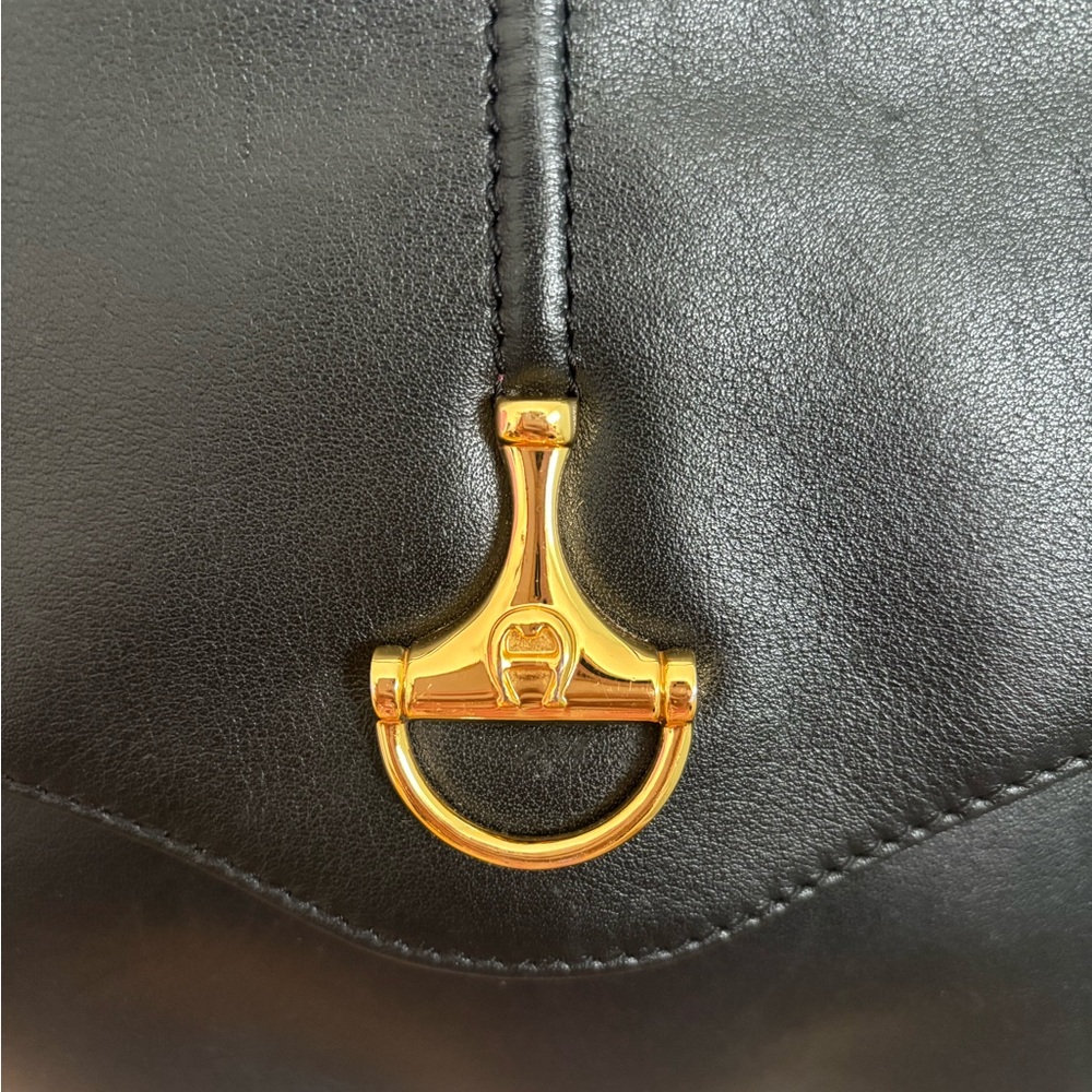 Vintage Black Leather Etienne Aigner Shoulder Bag - Picture 5 of 11